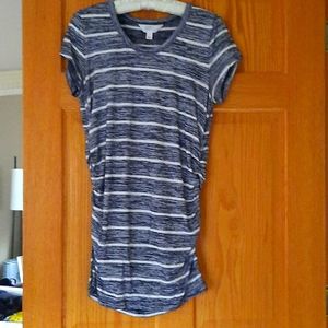 Maternity top HOST PICK!